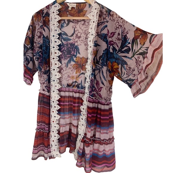 Tru Self Sweaters - Tru Self Floral Striped Lace Trim Kimono Small‎ Boho Festival Cottagecore Women